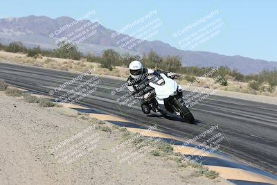 media/Dec-04-2025-Racers Edge (Thu) [[5ebc9f124d]]/2-A Group/1-Session 2 (Turn 7 Inside)/